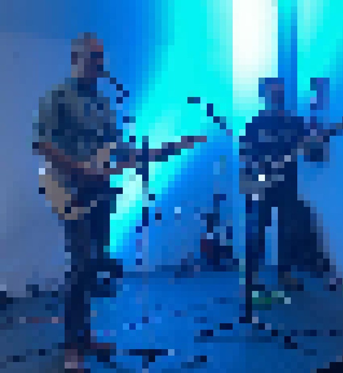 Actuación musical sorpresa, imagen pixelada